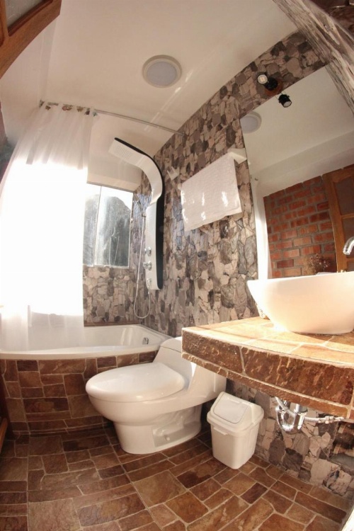 Parwa Guest House image 11